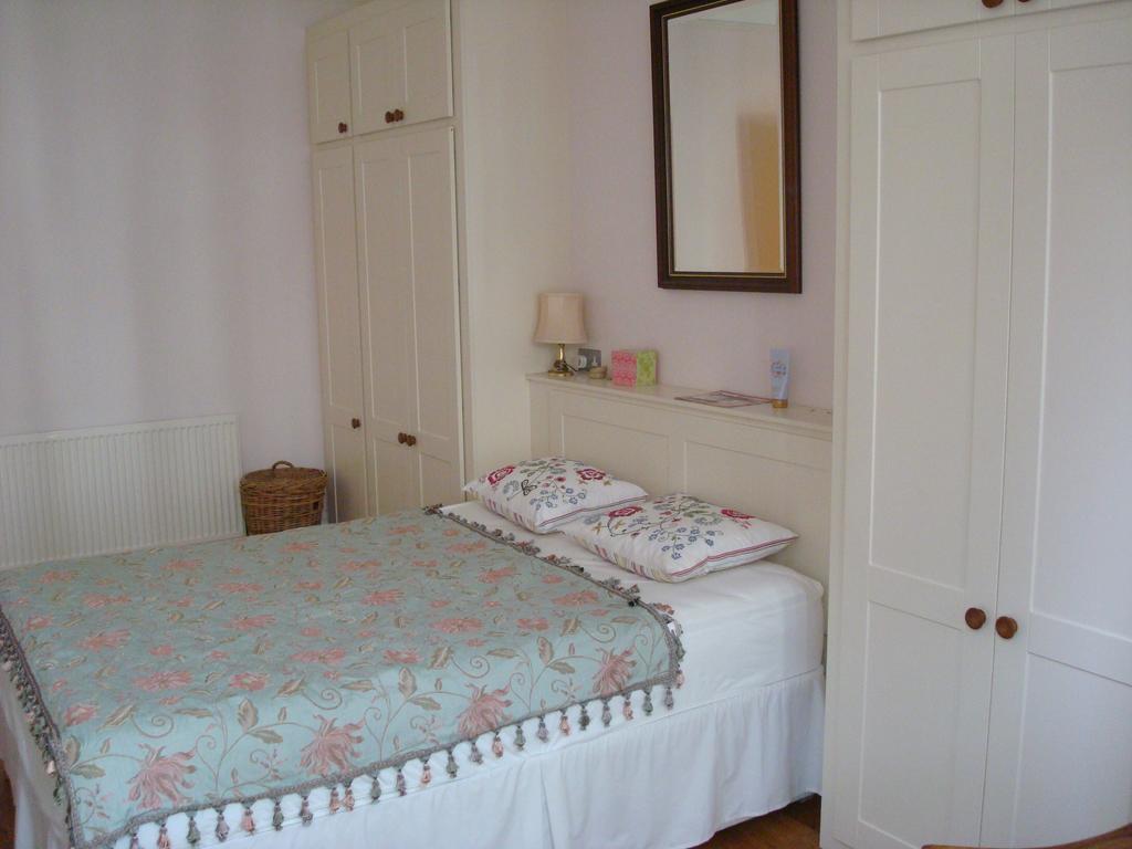 런던 Luxury Holland Park, Sleeps 2, Free S'Fast Wifi 아파트 외부 사진
